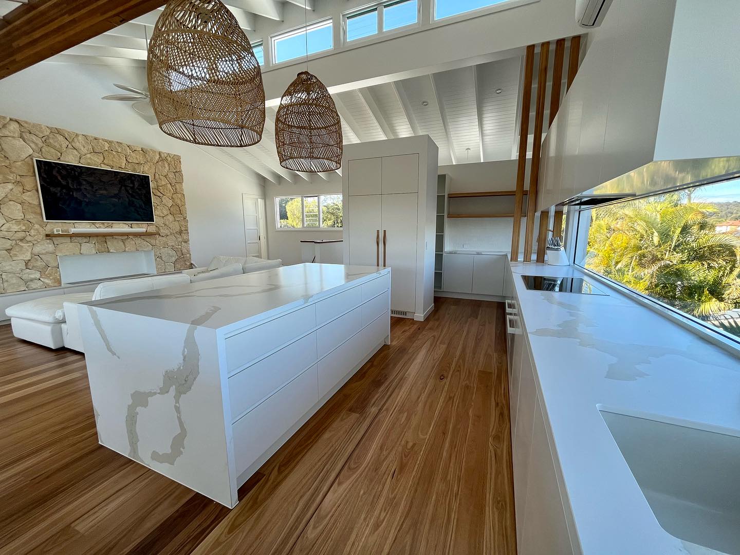 Coastal Classic.... - Seaside Kitchens & Custom Joinery