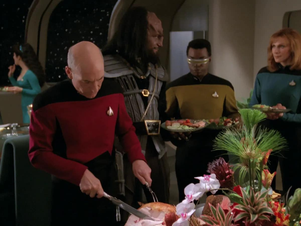 1993 Star Trek Klingon Worf lunch box and case
