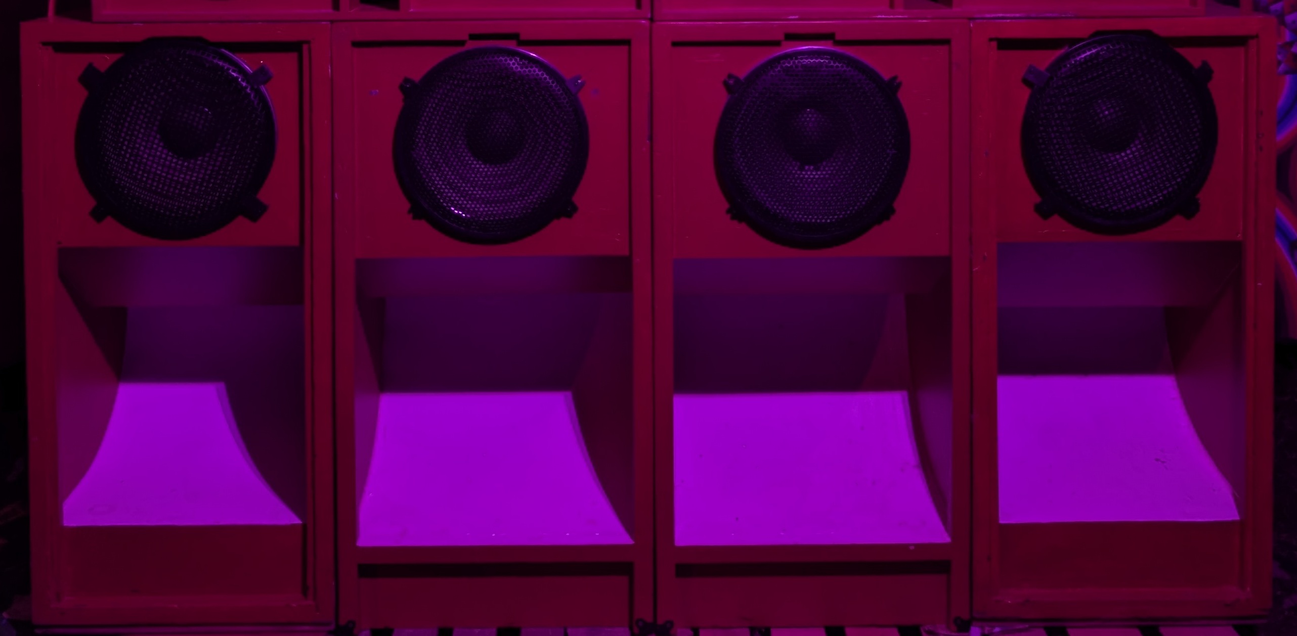 Fox high sound system