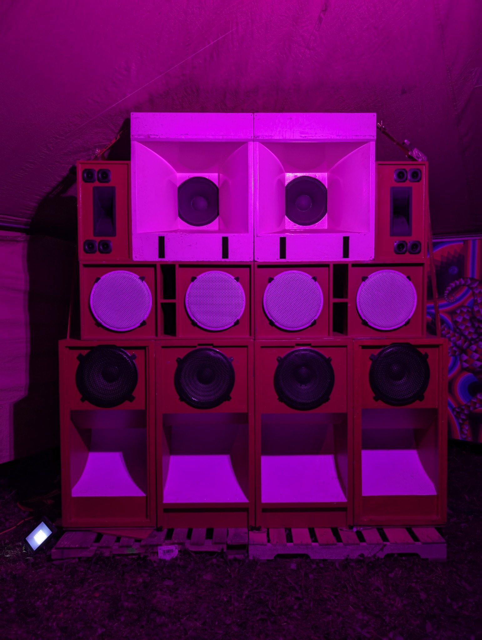 Fox high sound system