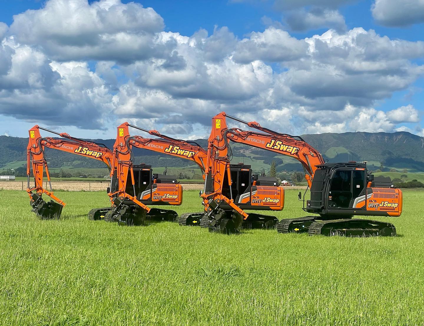 New Hitachi Zaxis 160 LC's sitting pretty all ready for work!