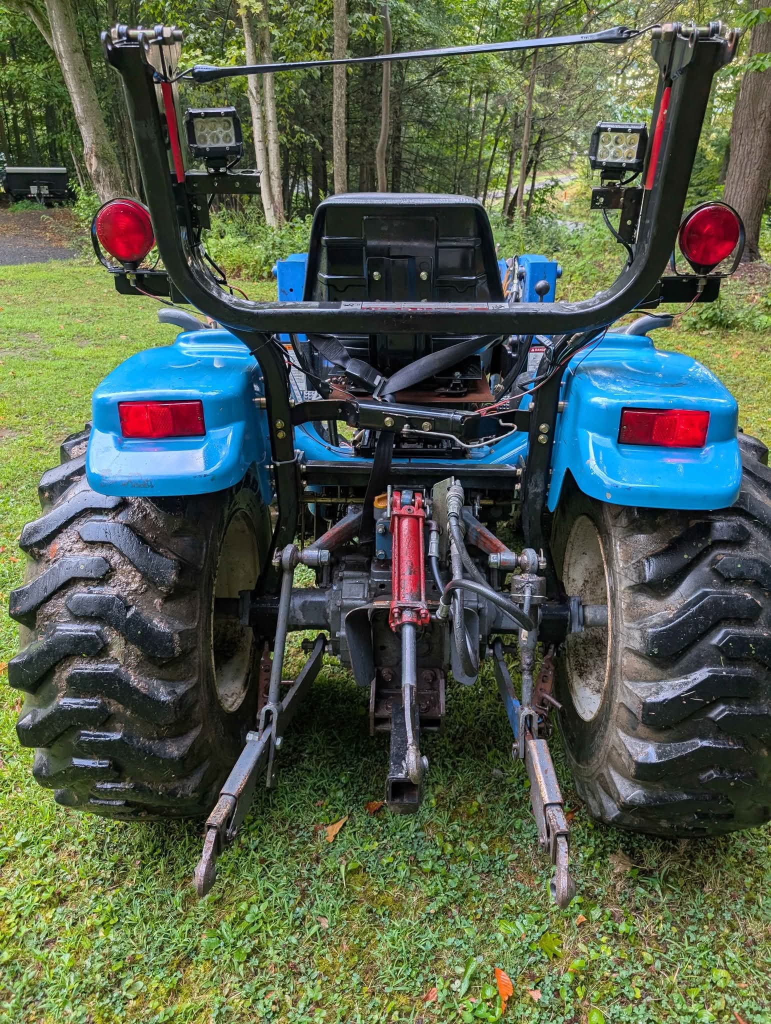 New Holland tc25d Tractor - Lawn Mowers - Locke, New York | Facebook ...