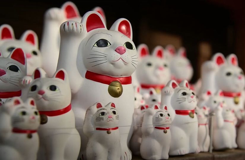 NEW!! 🐱✨ 招き猫の置物が新登場！ Maneki-neko figurines are now