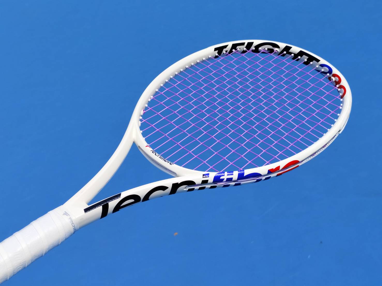 Samtalkstennis - Mini Review: Yonex VCore Pro 97D เป็นไม้คอนโทรลแพท ...