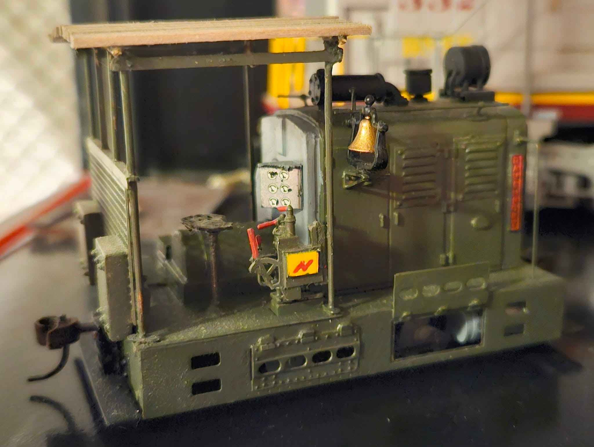 ON30 Bachmann Davenport diesel model with Backwoods Miniatures