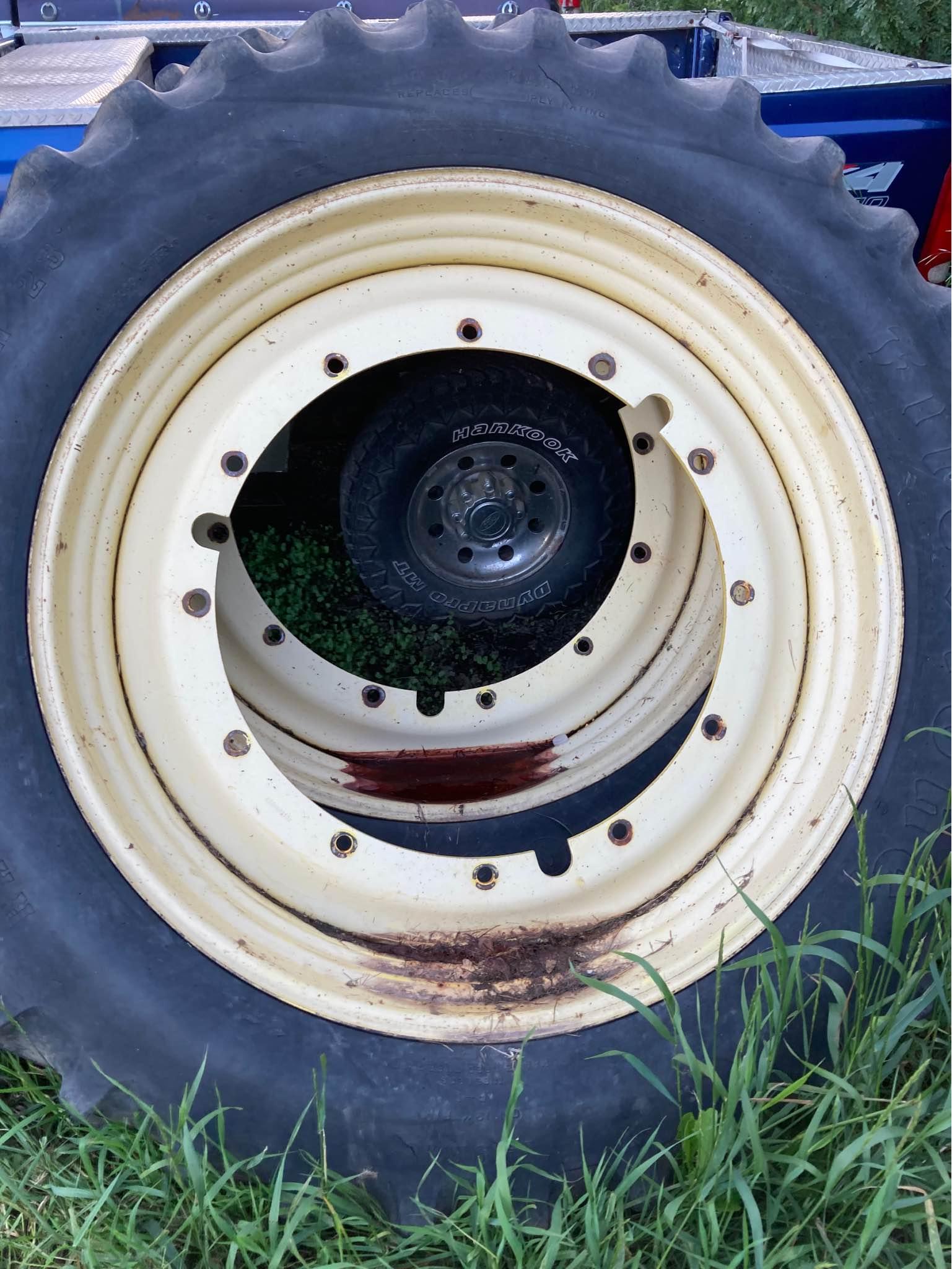 Tractor tires & rims - Car Wheels, Tires & Parts - McGregor, North ...