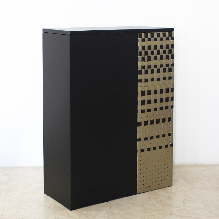 Splot design - New Splot product, a shelving that can be...