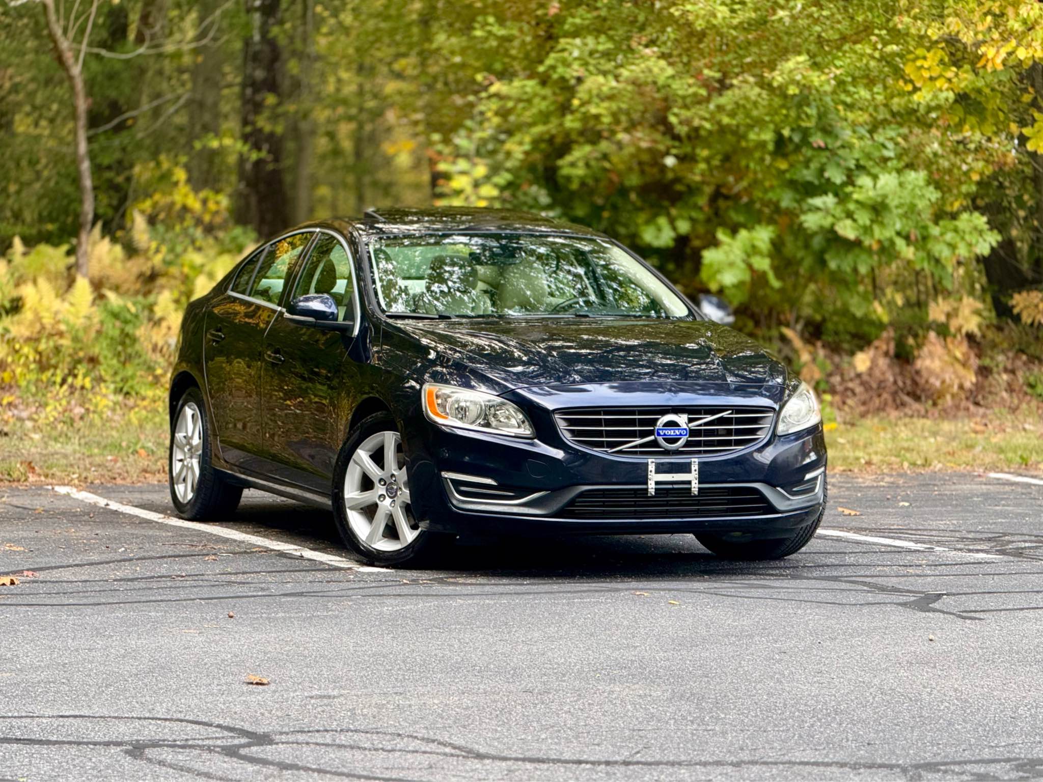 2016 Volvo S60 · T5 Premier Sedan 4D