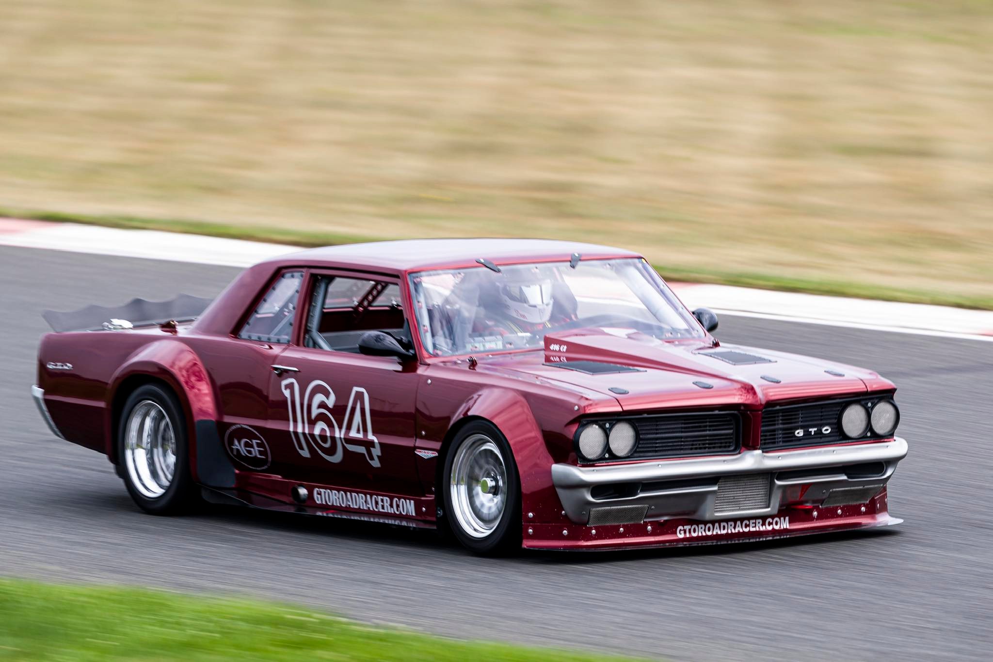 GTO ROAD RACER