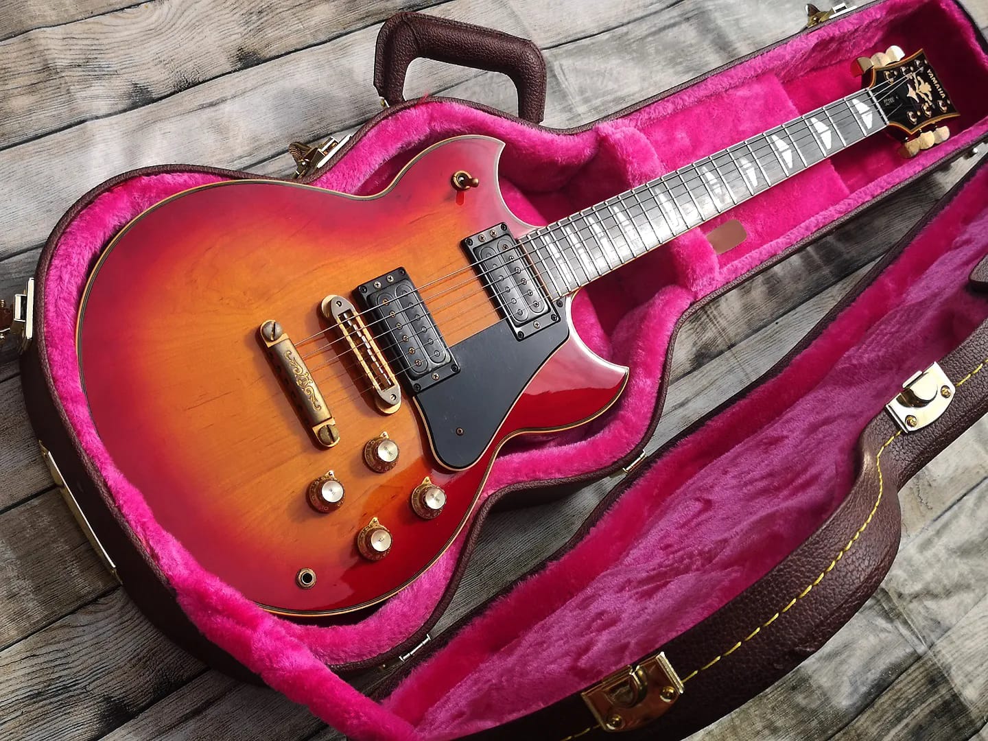 Restored 1979 Yamaha SG1000 guitar with unique history