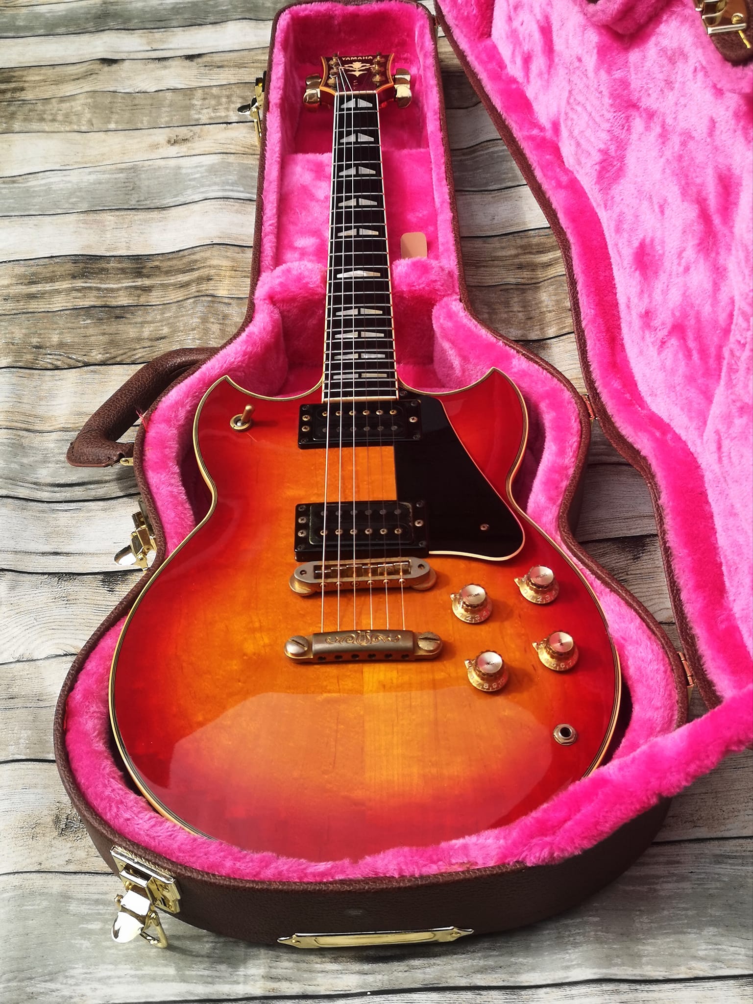 Restored 1979 Yamaha SG1000 guitar with unique history