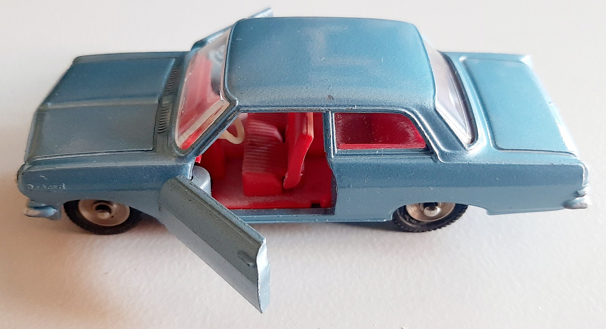 Modèle Réduit FORD Anglia N°67 - Norev 1:43 - Fabriqué En France - Occasion