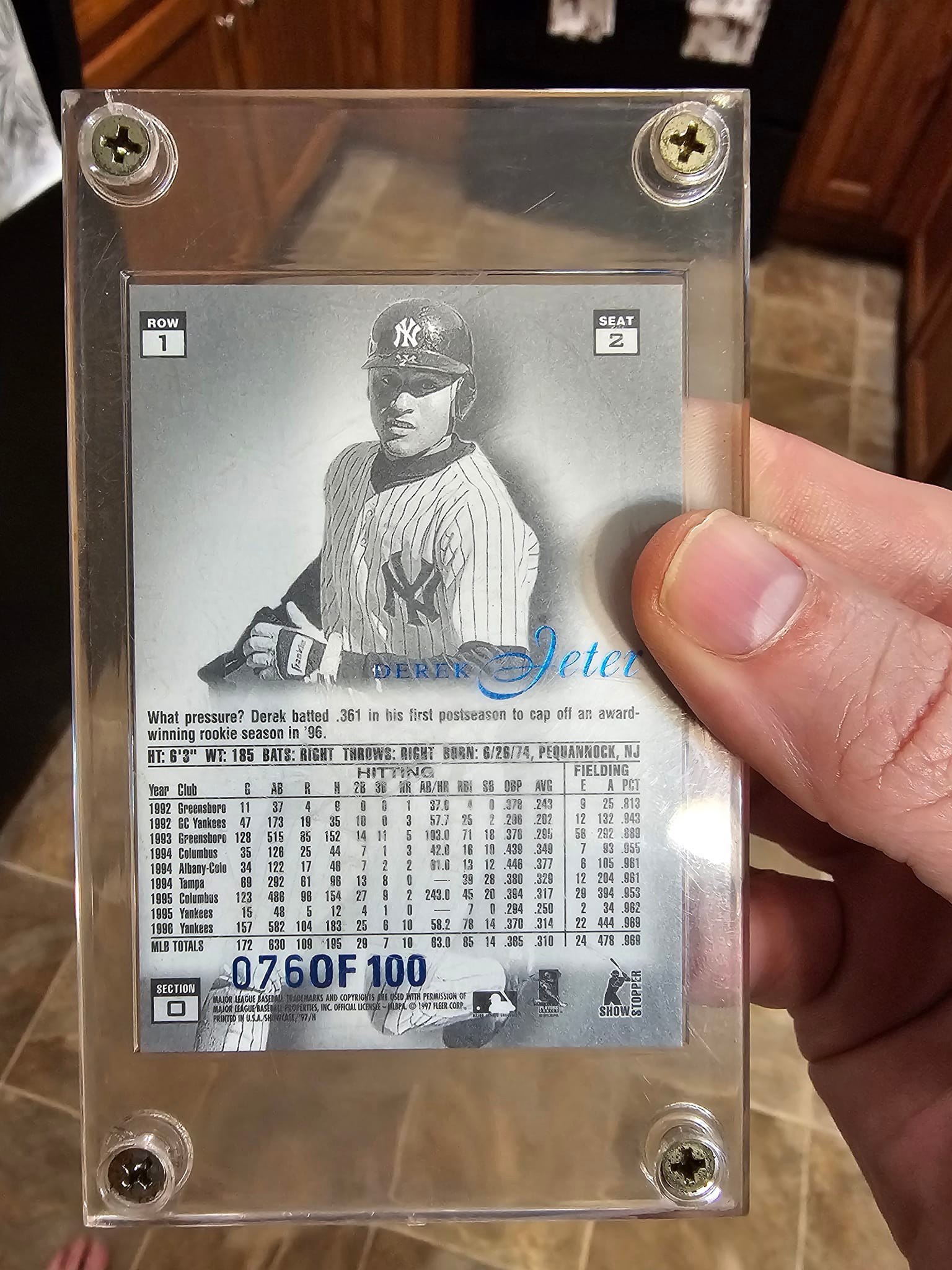 What is the value and information about this 1997 Flair Showcase 