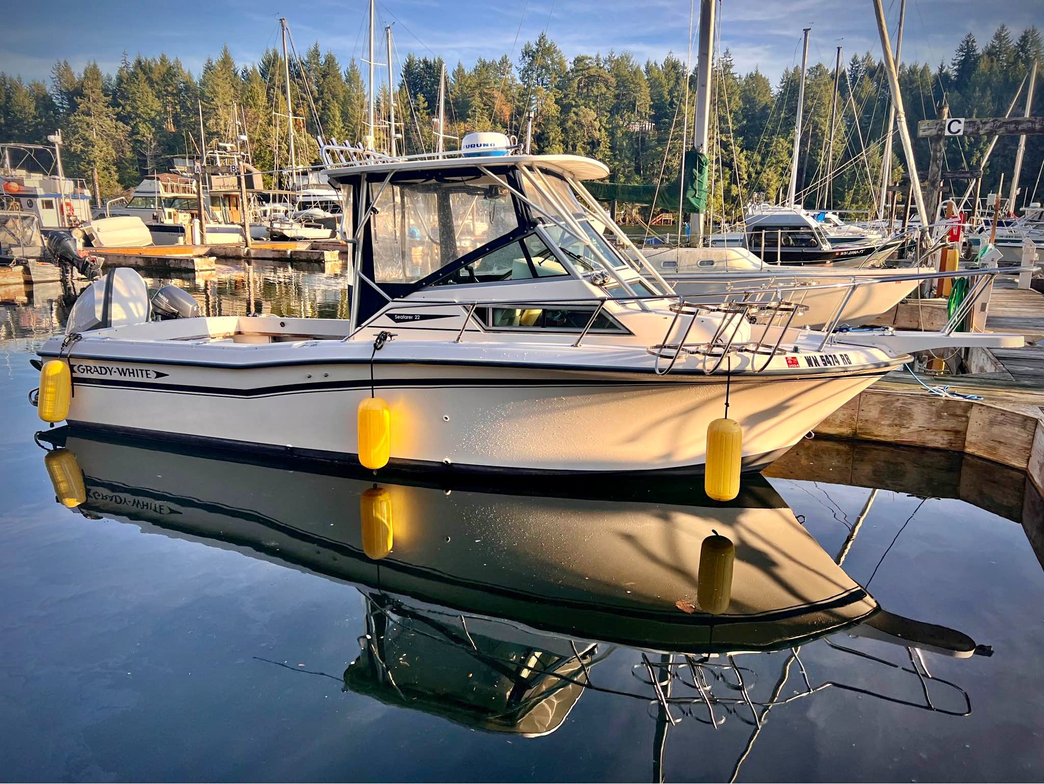 Grady-White Seafarer 22 - Newly repowered and restored. UNDER WARRANTY ...