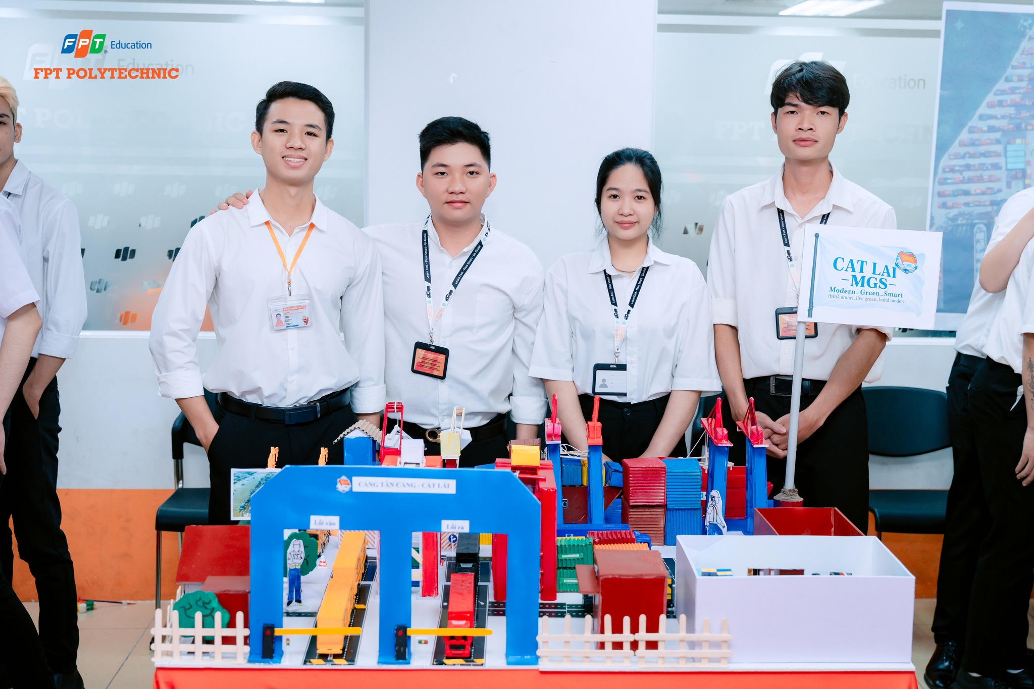 Fpoly Hồ Chí Minh -... - Fpoly Hồ Chí Minh - Logistics