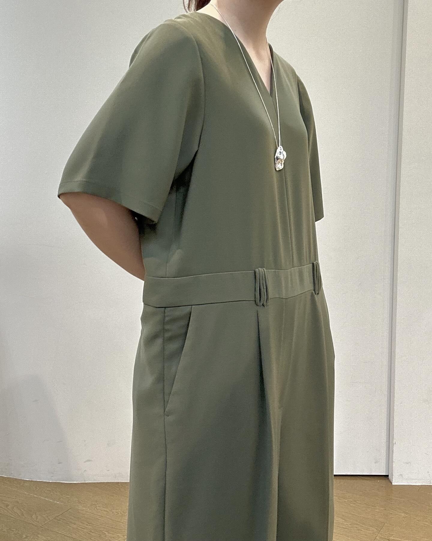 NEW リラックスシルエットのロンパース? UVカット•接触冷感の機能性 