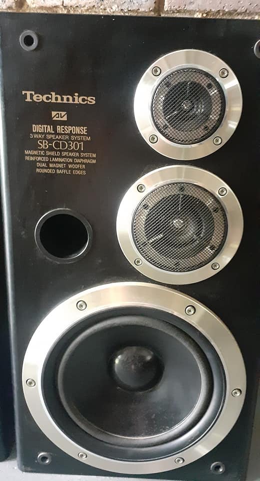 SOLD!!!! Technics sb-cd700 3way speaker 130watts 6ohms Good