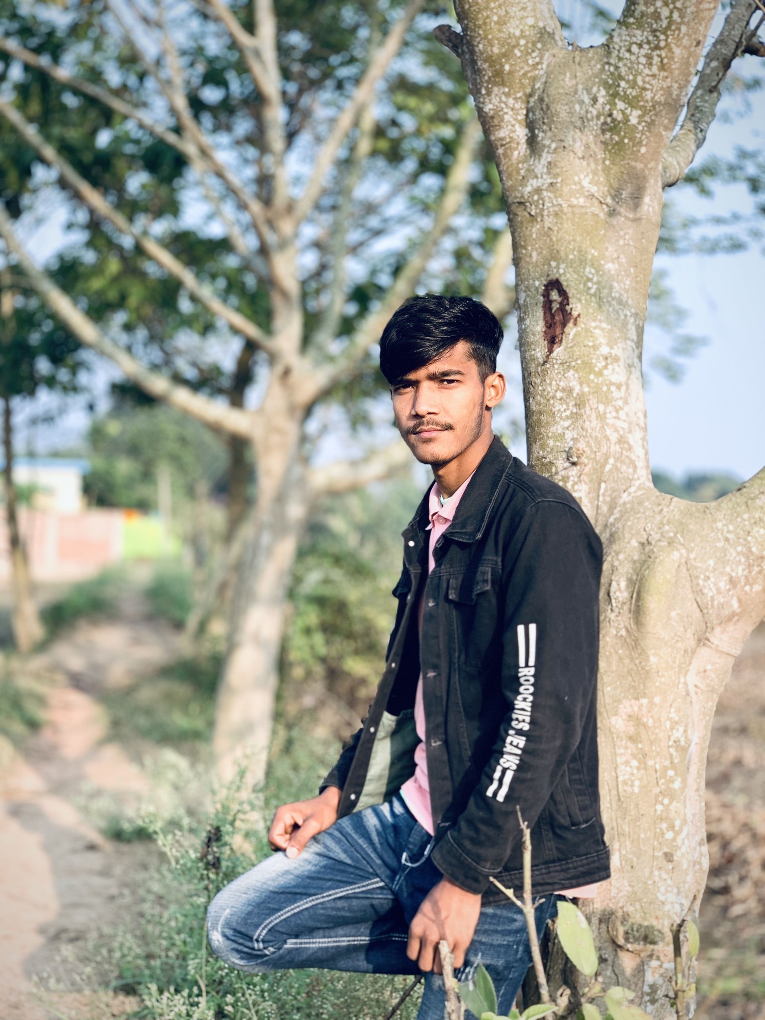 Ew'r Sujon