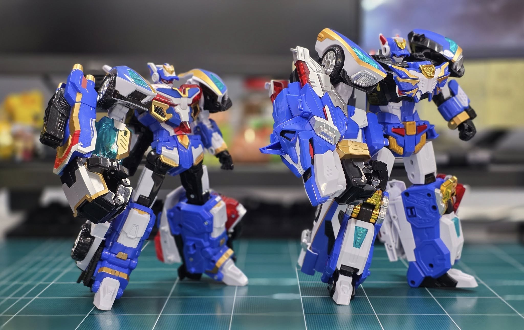 UPDATE SAMG Entertainment Blue Cop W action figure additional 