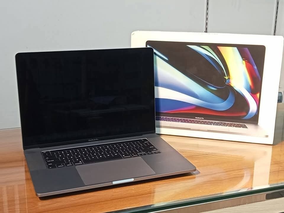 MACBOOK AIR M1 Price 48k Gray 🩶 ᴄᴏʟᴏᴜʀ __