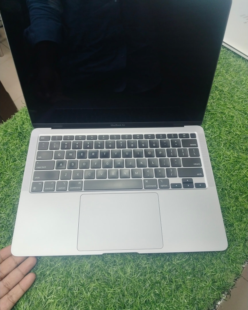 MACBOOK AIR M1 Price 48k Gray 🩶 ᴄᴏʟᴏᴜʀ __