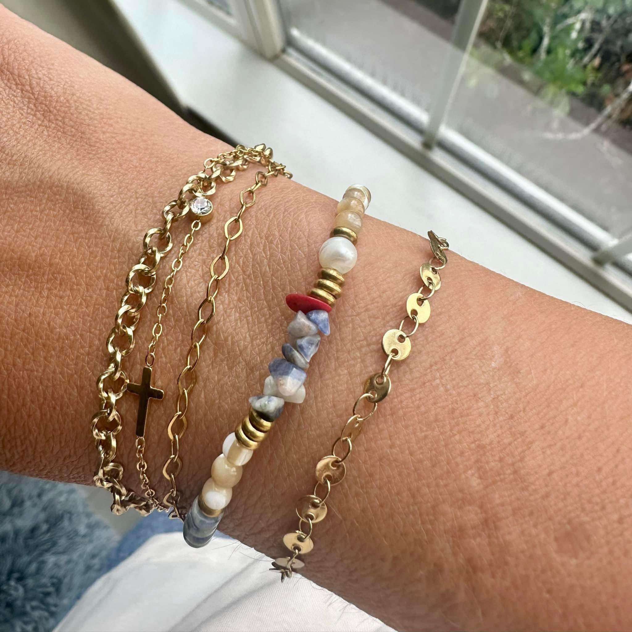 K18 Yellow Gold Paperclip Row Diamond Bracelet in Stock