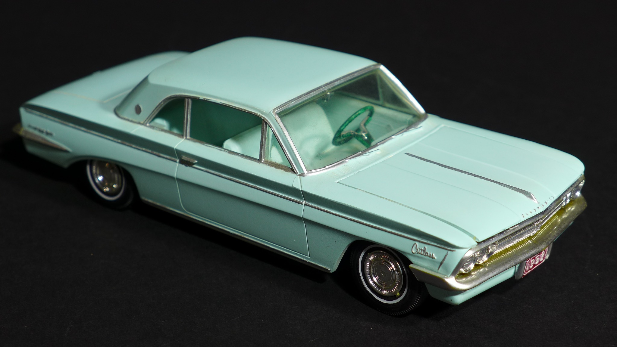 Jo - Han 1/25. 1961 Oldsmobile F - 85 station wagon. Built 1985