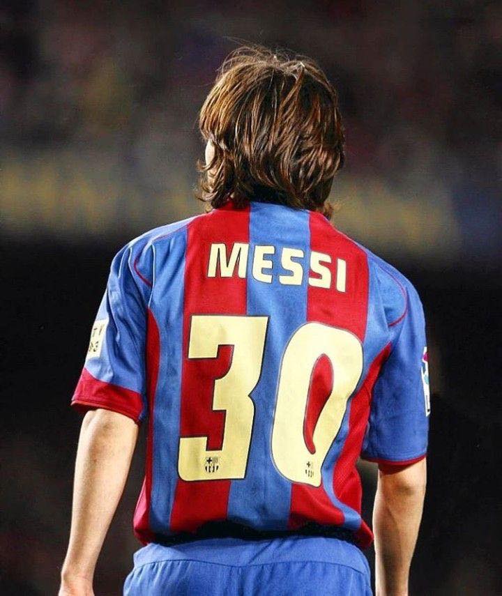 📆 On this day, in 2004, a 17-year old Lionel Messi made his