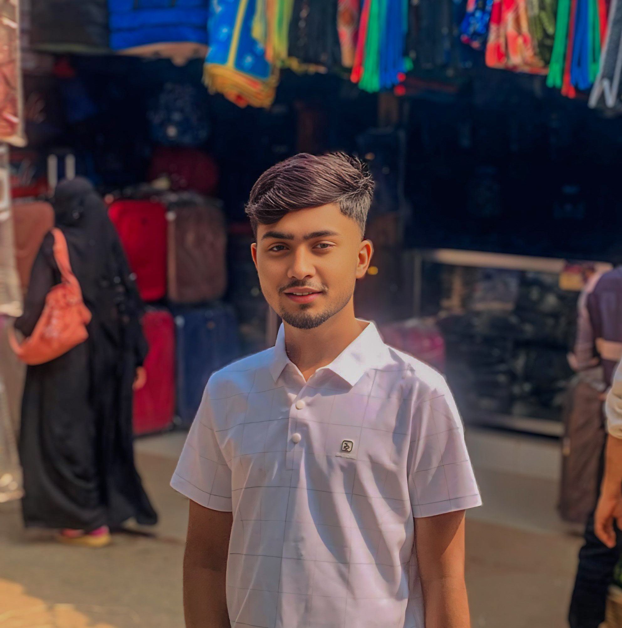 Md Apon Khan Rj