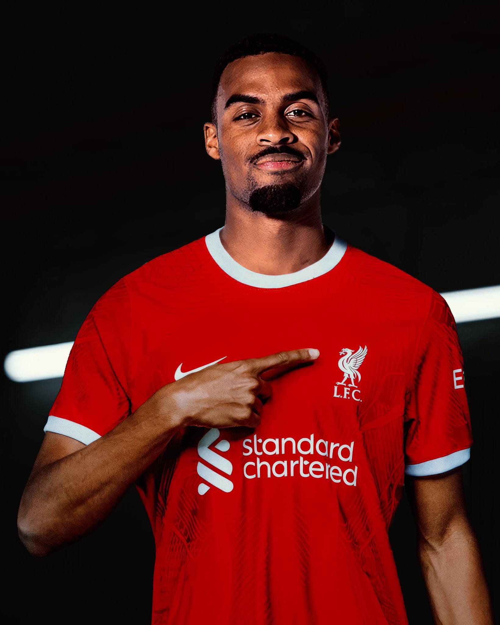 JS14 Studio - 👉🏼 เสื้อบอลลิเวอร์พูล 2023/24 แท้ ️... | Facebook
