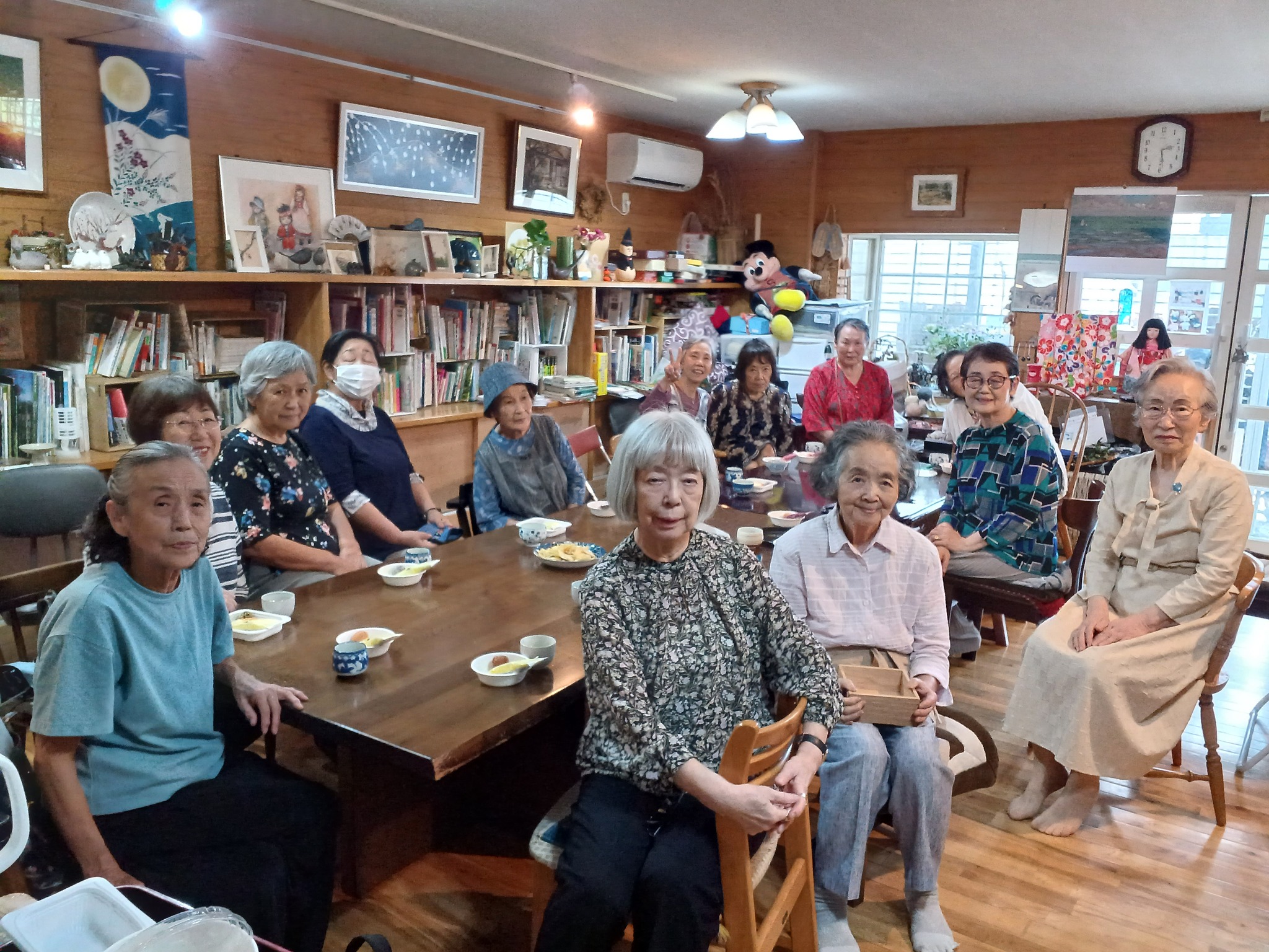 一般社団法人 国連平和の鐘を守る会 (@un.peace.bell) • Facebook