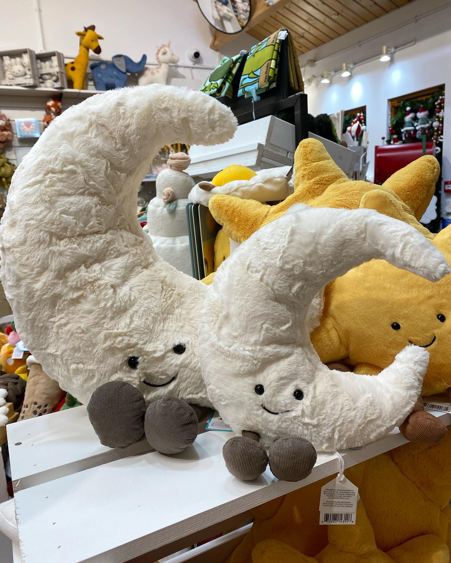 Our Jellycat Amuseable moon 🌙 is back in stock in BOTH sizes! It