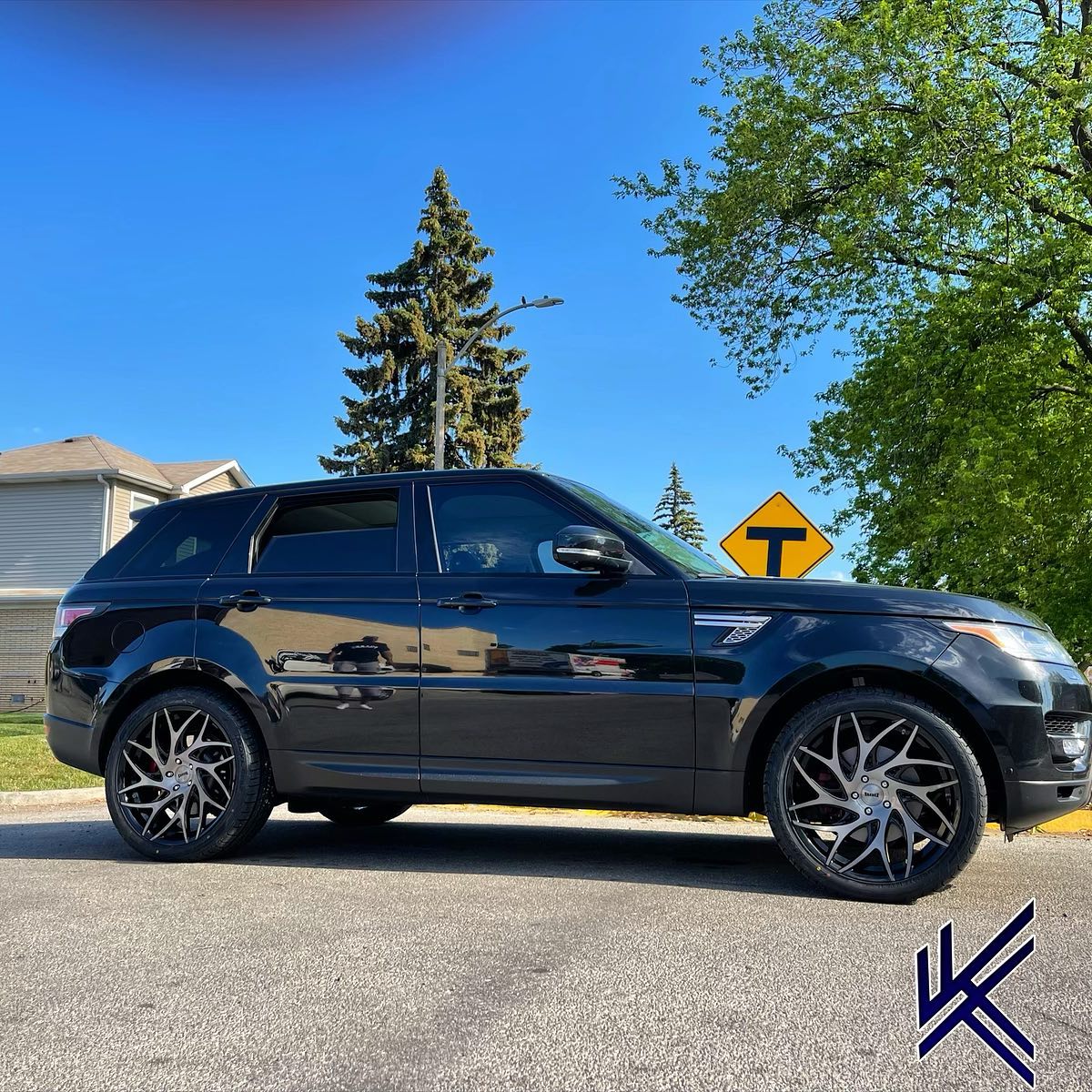 Range Rover Flexin on 22inch Dub... - Kingdom Kustom Wheels | Facebook