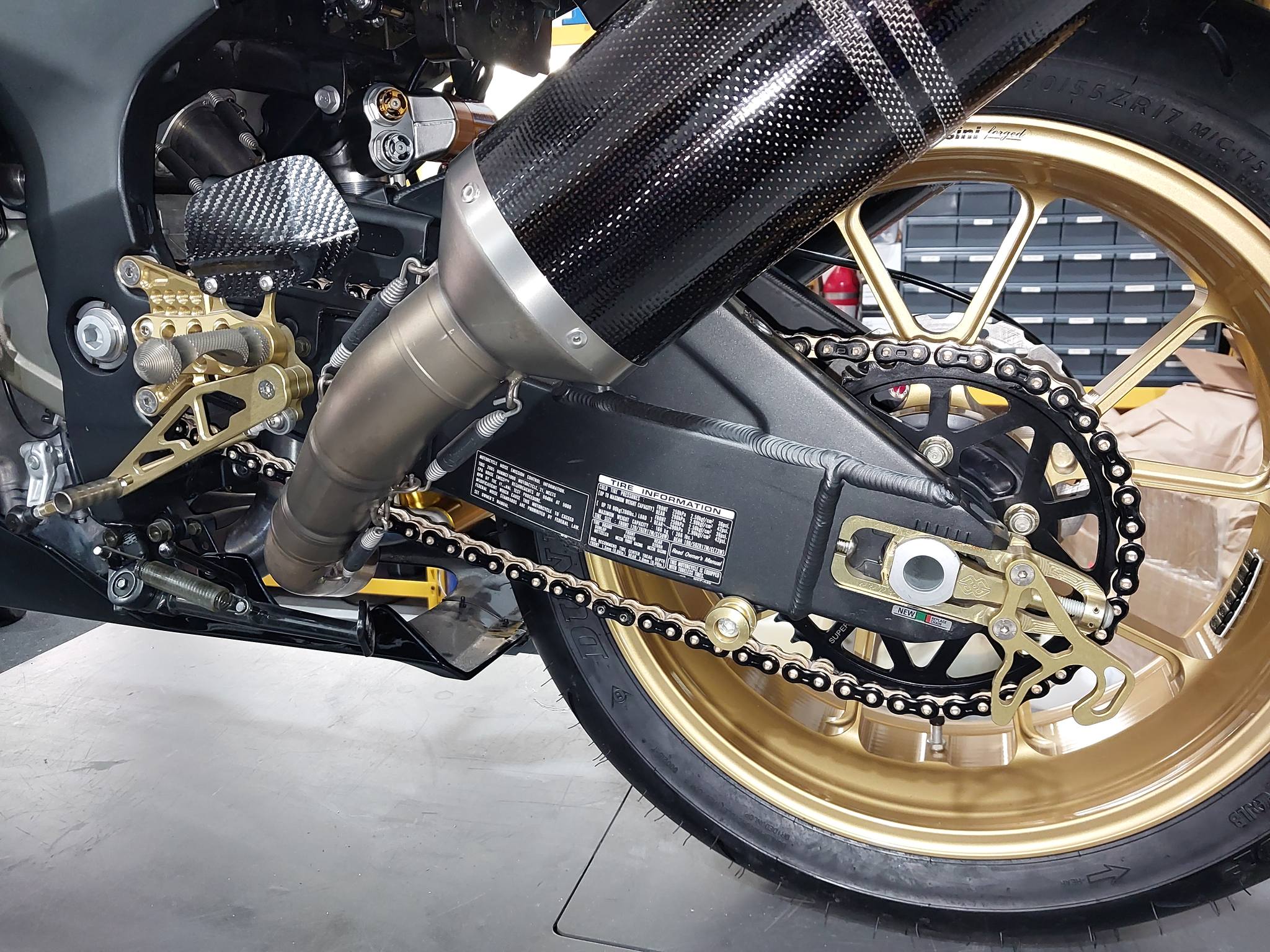 RC51 SP2 with custom Ohlins and Brembo upgrades