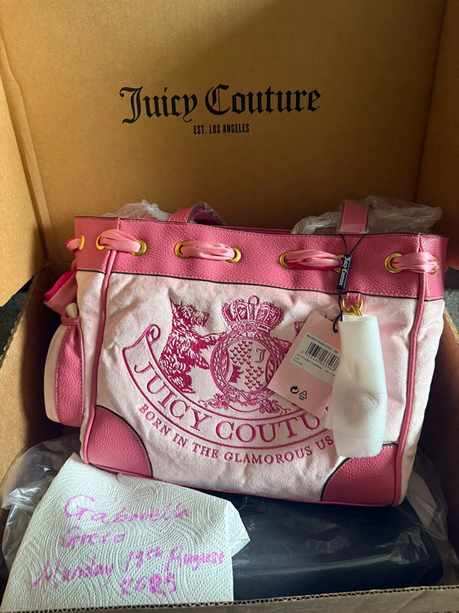 Juicy Couture pink shoulder bag with gold-tone chain and  display picture 1