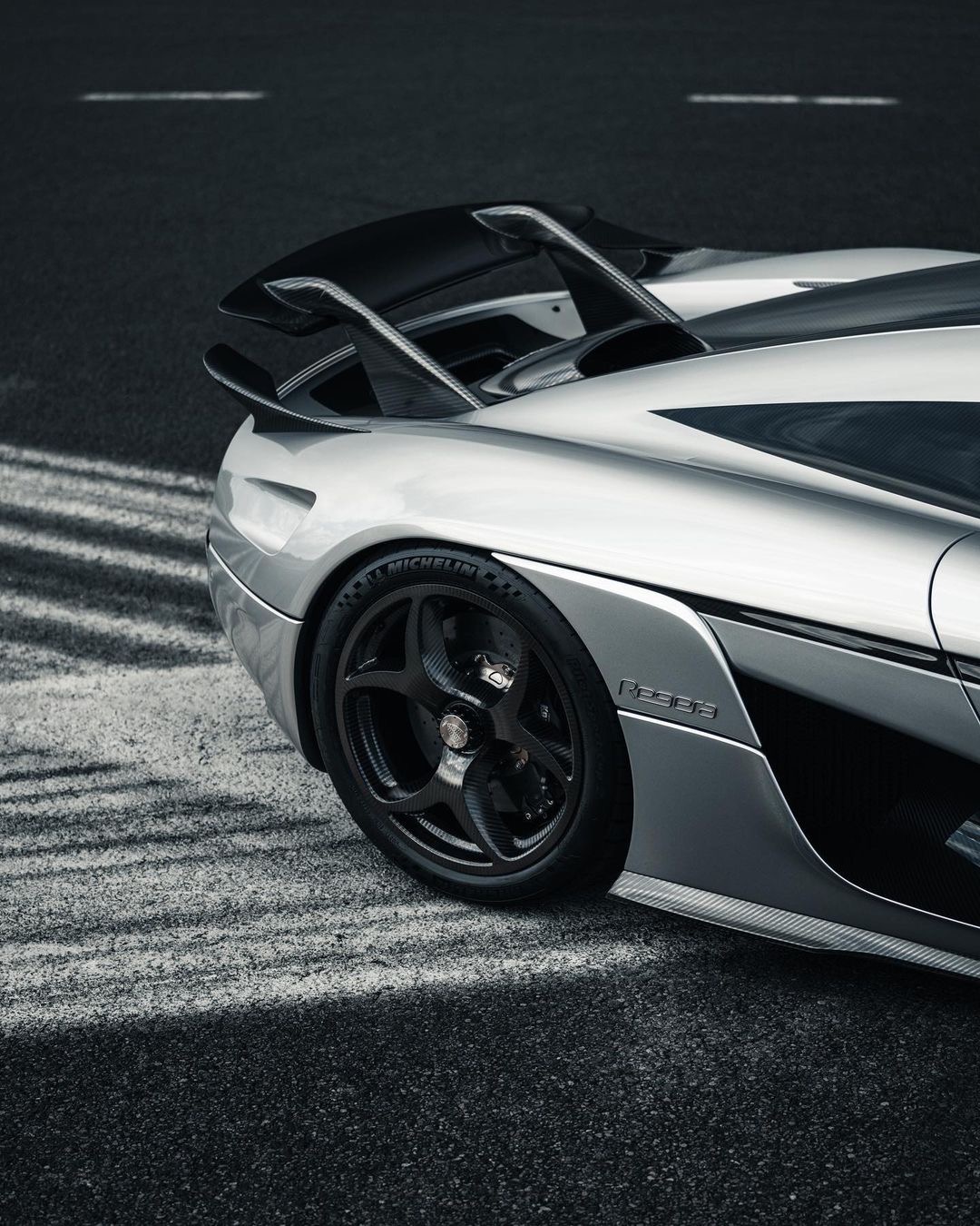 The Regera top mounted active... - Grand Touring Automobiles | Facebook