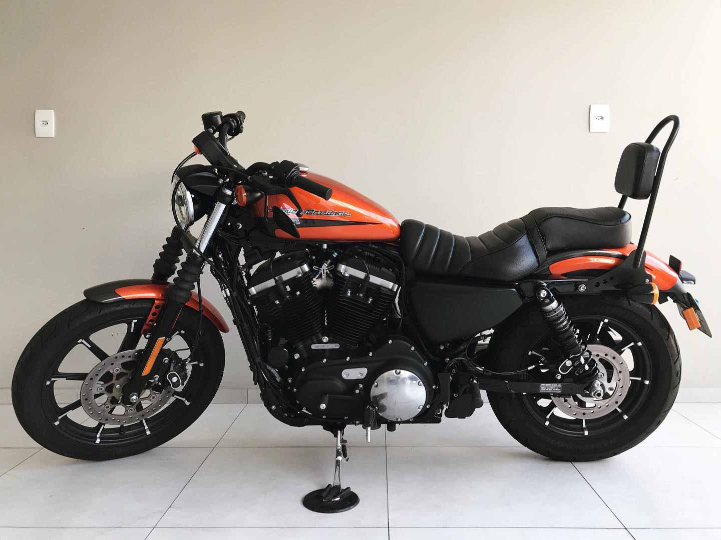 Harley-Davidson: - 883... - Soul Riders Motocicletas LTDA | Facebook