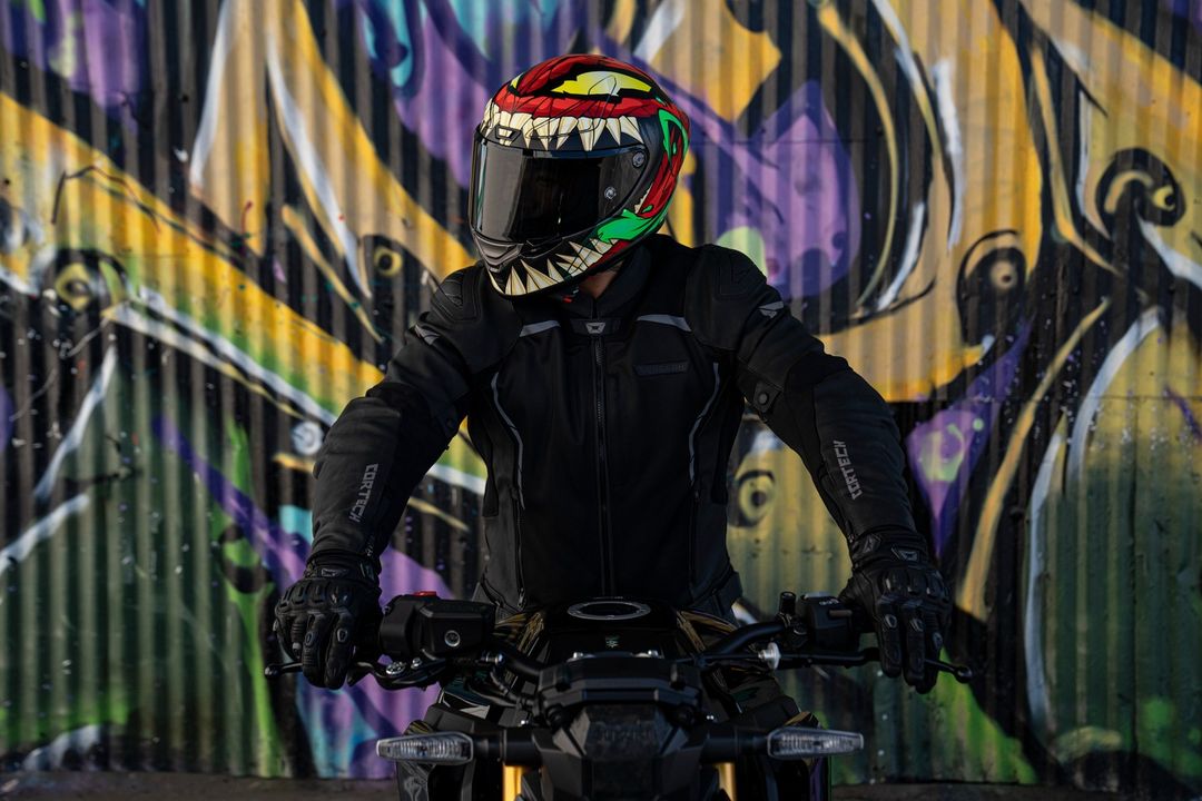 Embrace your inner superhero with the #RPHA 1 Toxin Marvel. Let