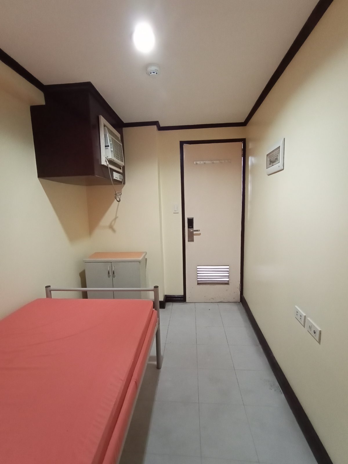 Roomph Buendia - Home