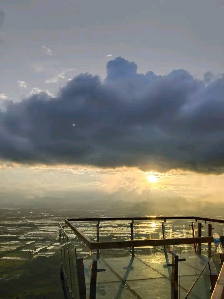 Bukidnon Vibes - Some places exist to comfort us.🍃🌱🌅 SKY... | Facebook