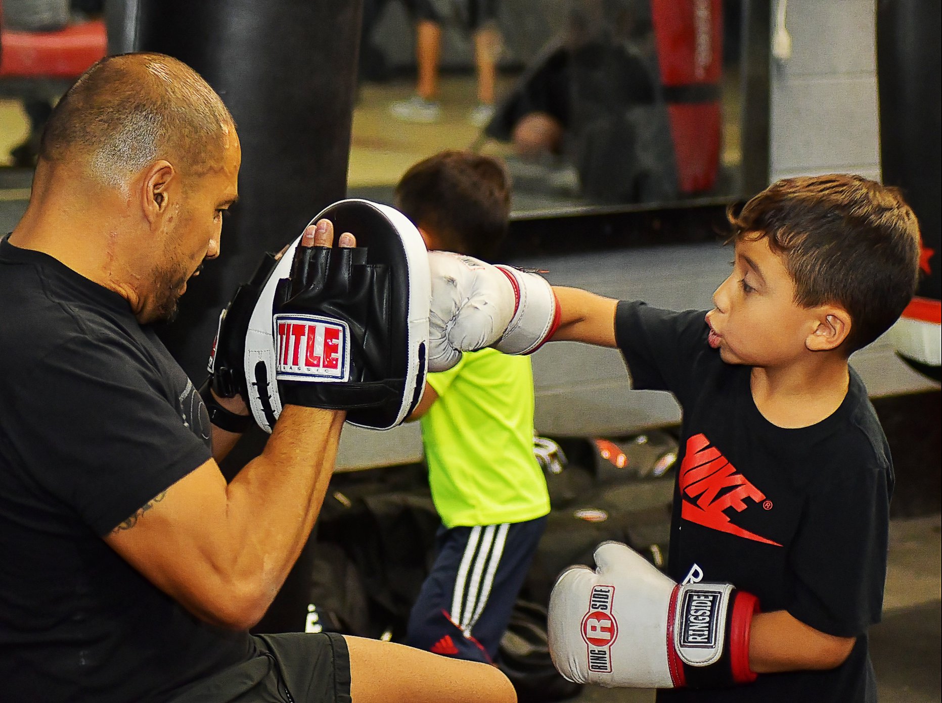 Gil Martinez 'Elite' Mob Boxing - We made it to Laredo Texas. Killing ...