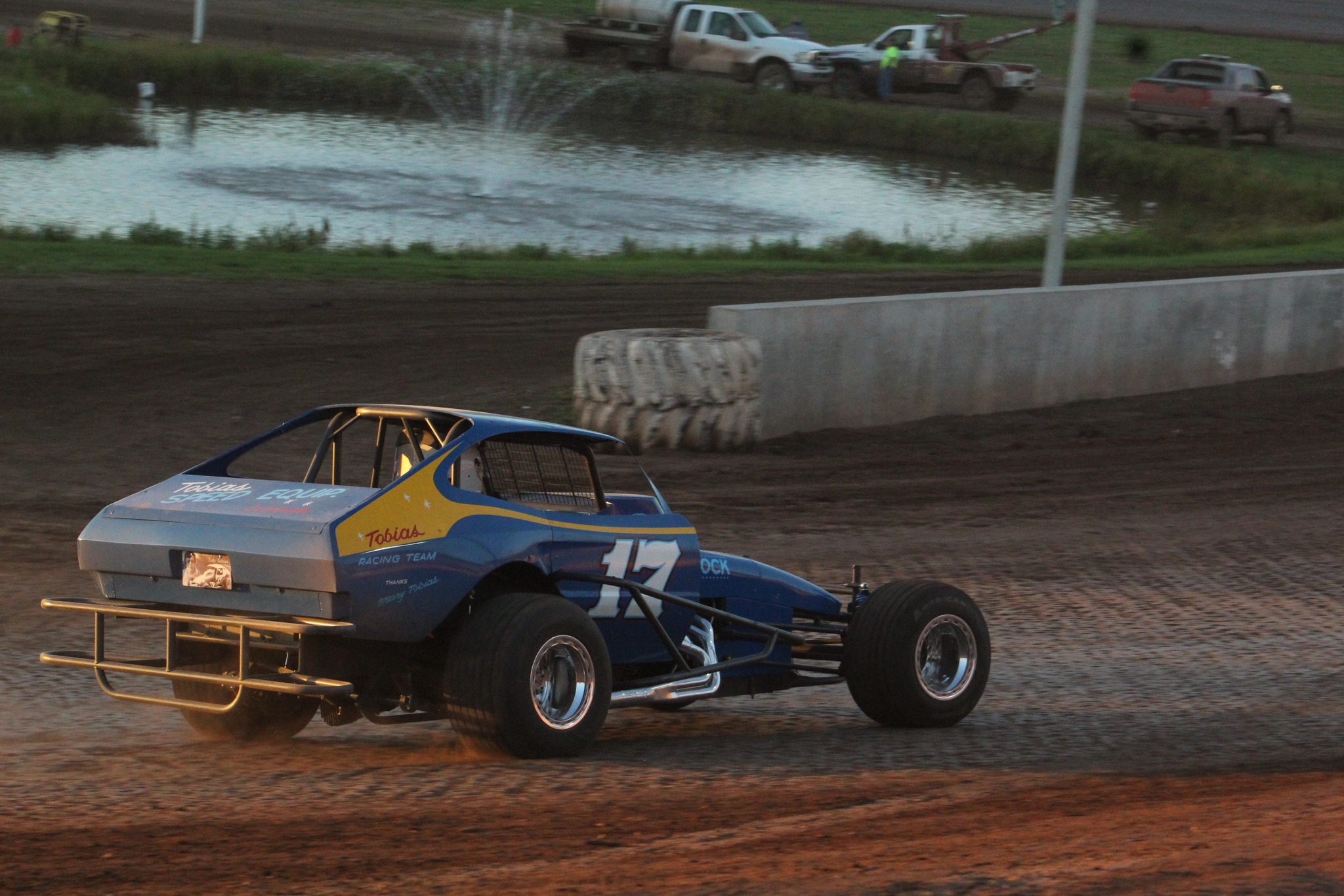 The Midwest Racing... - The Midwest Racing Connection