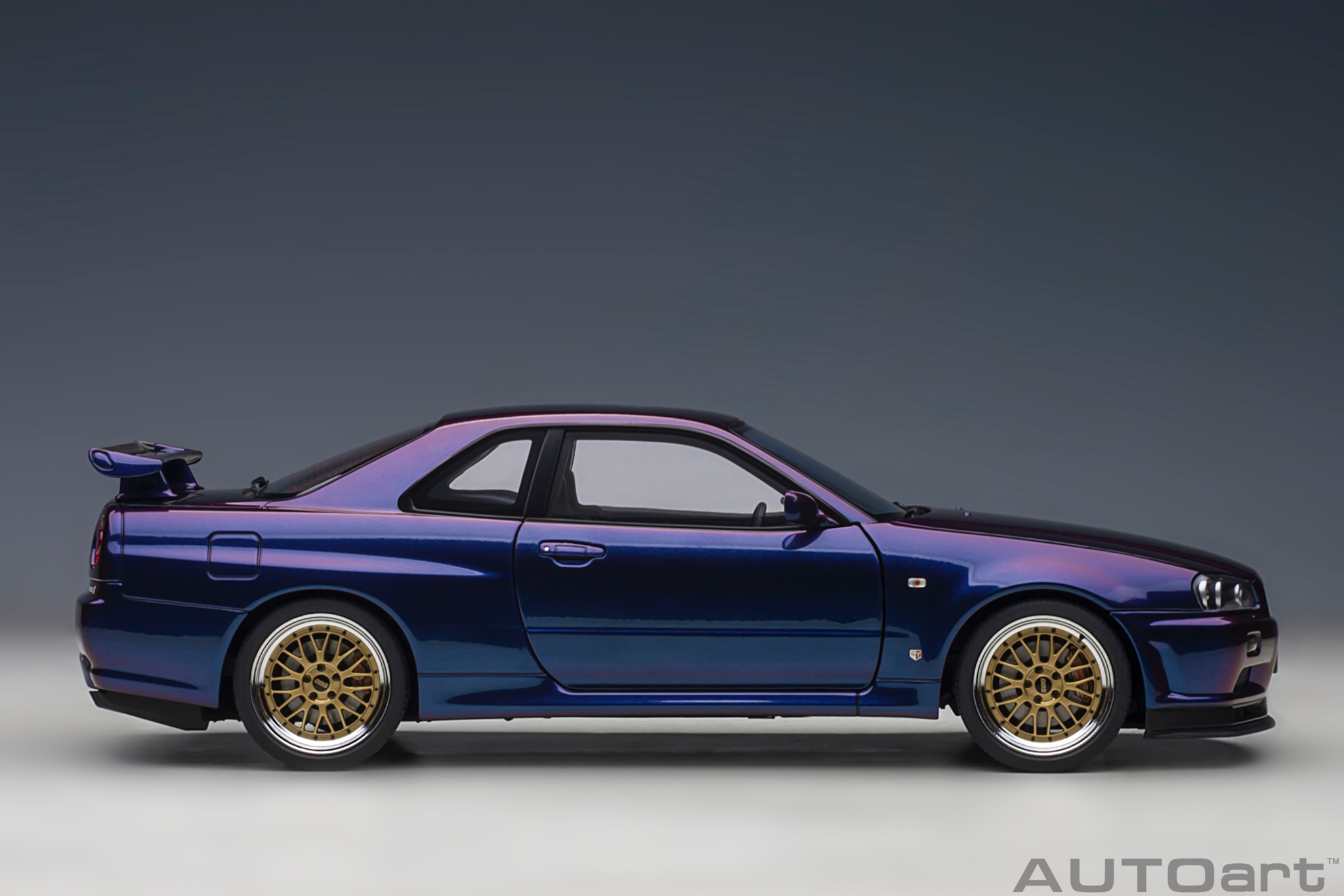 1:18 Nissan Skyline GT-R R34 V-Spec II Midnight Purple III with 