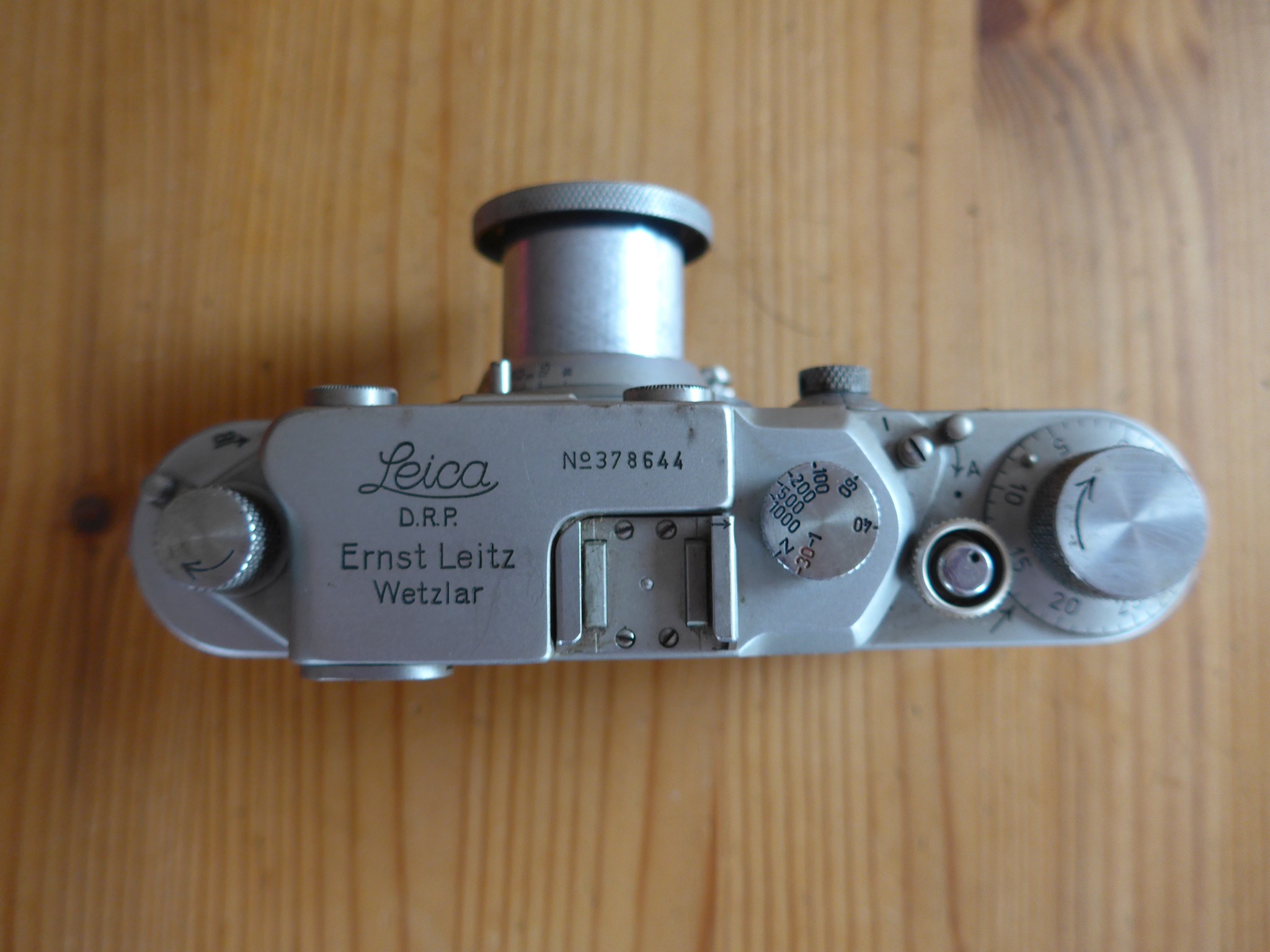 Leica IIIc 1941/42** The special thing about the war cameras is