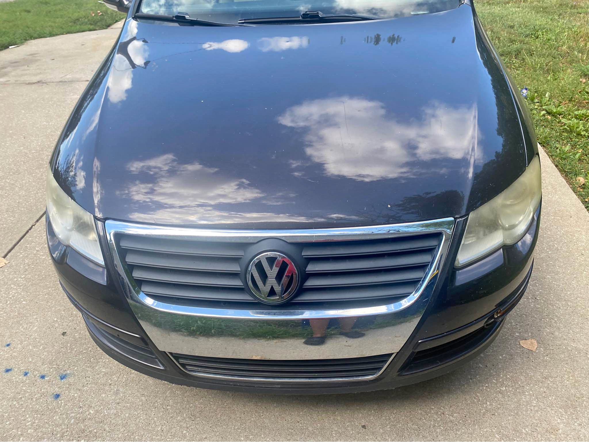 Smoke Window Rain Guards Visor Set For 1997-2005 Volkswagen Passat Sedan – 4 Pieces, Dark Smoke