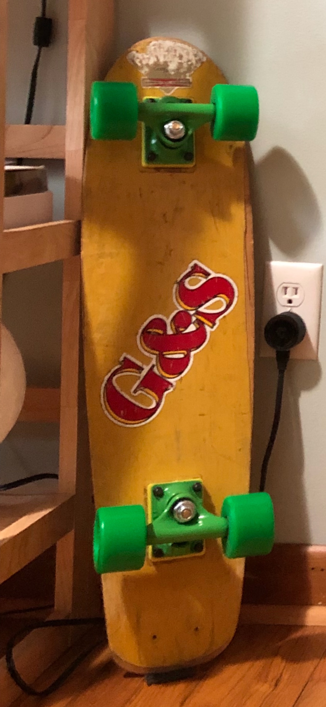 Restoring vintage skateboard with tracker trucks