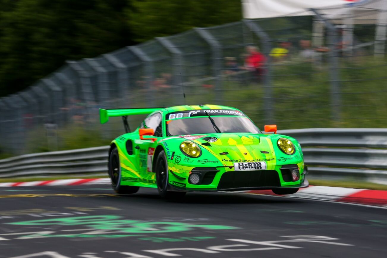 Race into our online shop... - Paddock Legends Onlineshop