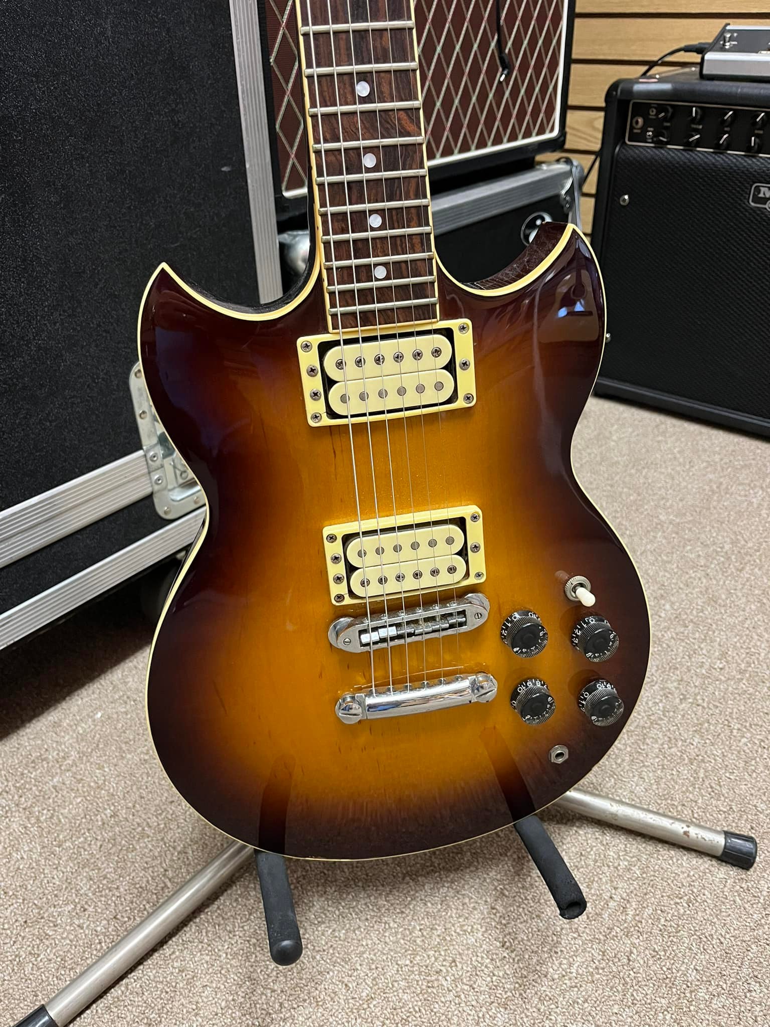 Yamaha STH500R guitar with Spinex pickups for sale