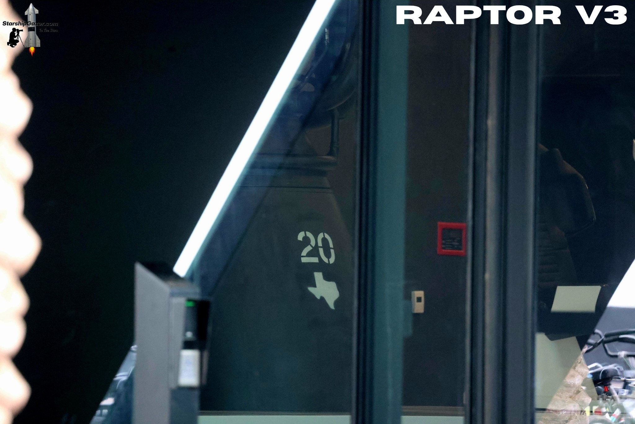 Space - Hey, there's a Version 3 Raptor engine in the SpaceX Starbase ...