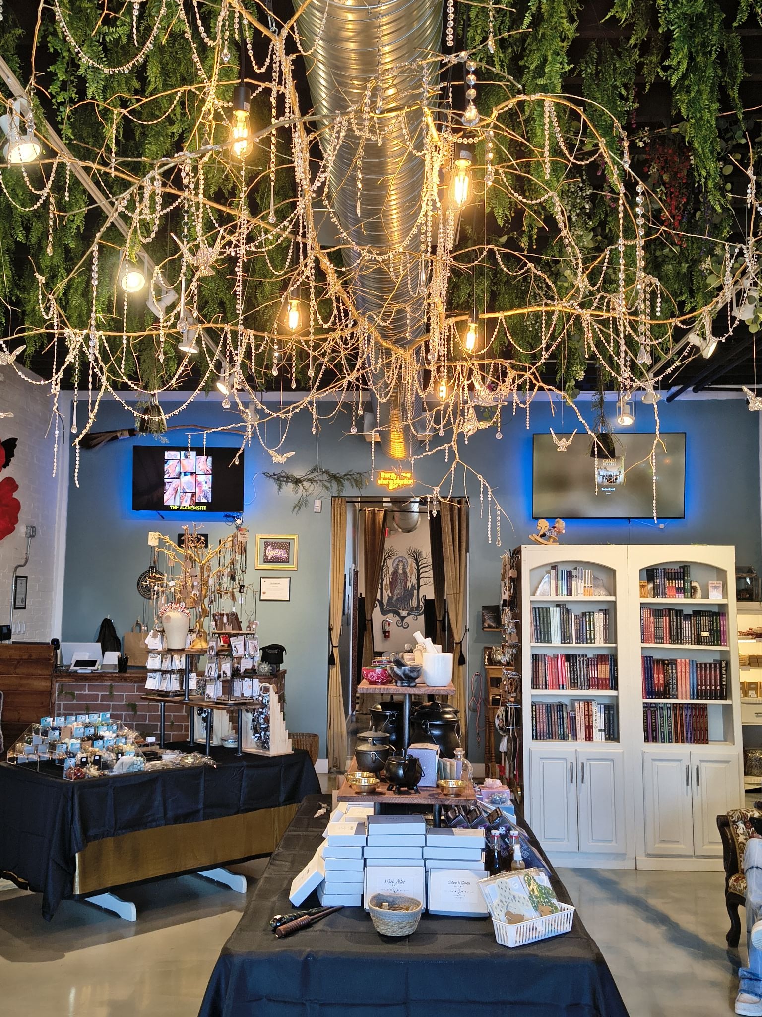Enchanting Winds Metaphysical shoppe | Kansas City MO